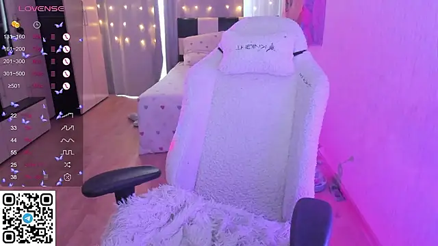 Chatroom XXX en direct de SelenaCute