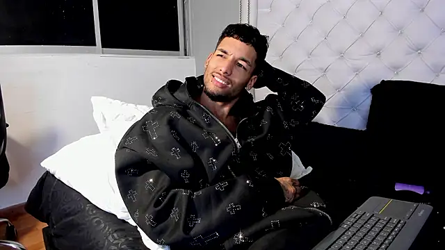 Thiagoferreti ওয়েবক্যাম শো