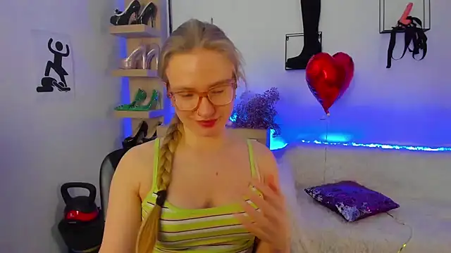 NancyHottie Chat XXX live