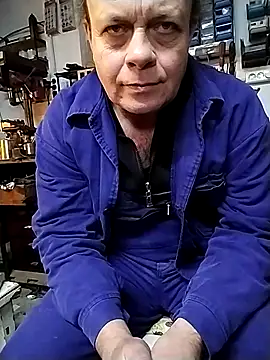 1Kalandor@xh Chat XXX in diretta