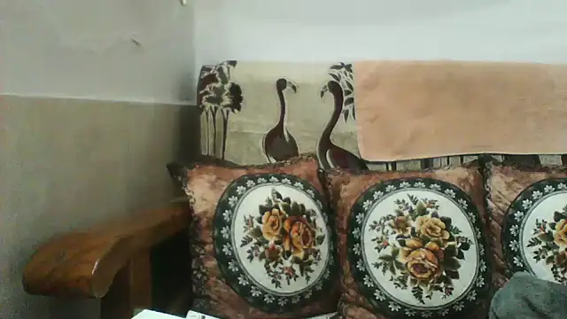 shalini_fire: онлайн-секс-чат