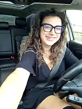 MiraBennetのライブXXXチャット