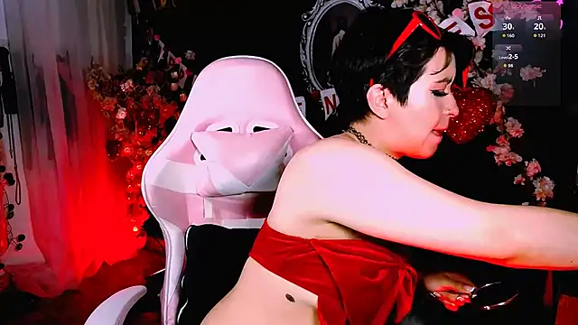 kitty_roxy: онлайн-секс-чат