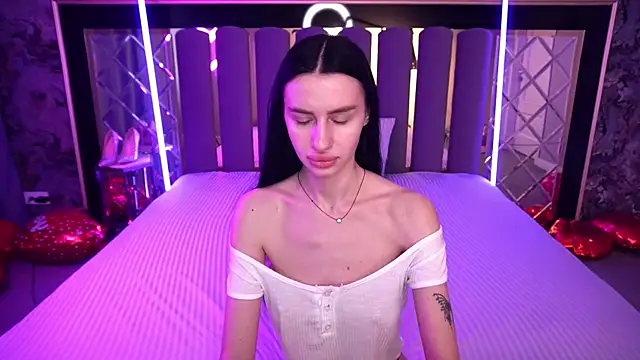 Snow_WhiteeeX Adlı Modelin Canlı XXX Sohbeti