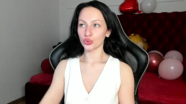 NaomiBlakes Adlı Modelin Canlı XXX Sohbeti