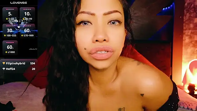 ElyaQuinn Show in webcam