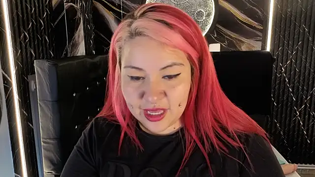 Czat XXX na żywo – Bruja__Scarlata