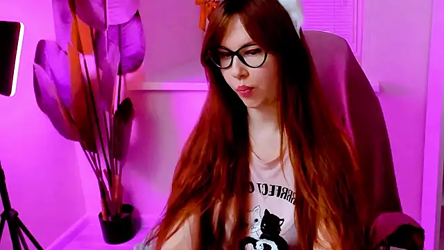 Онлайн чат XXX CarolGiggly