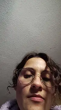 Chat +18 de lindasyt ao vivo