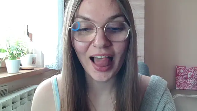 LooveELLYx Chat XXX in diretta