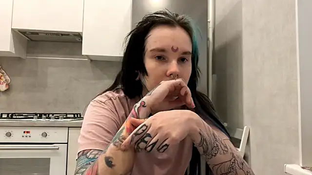 Chat XXX en directo de HighelikeGirl