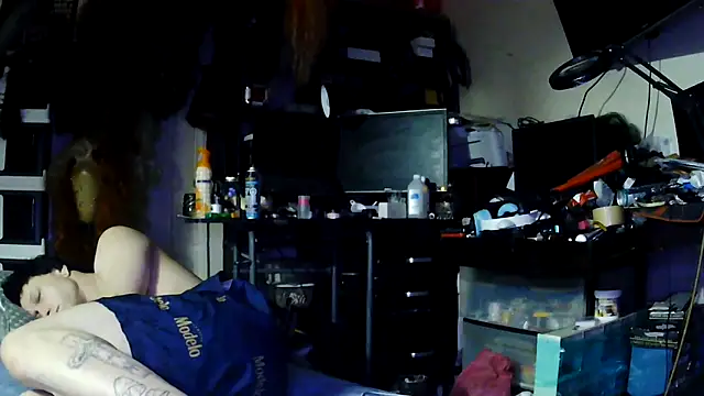 RIVALSKITCHENn Webbikameraesitys