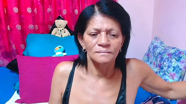 SLUTTYROXY Webcam show