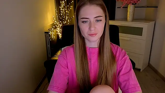 Alice_Chain Adlı Modelin Canlı XXX Sohbeti