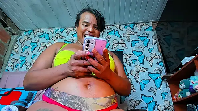 XXX chat uživo modela lucianaosorno25