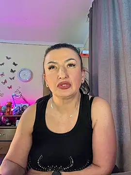 Hotangel75's Live XXX Chat