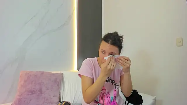 Chat +18 de valeryn__rosse ao vivo