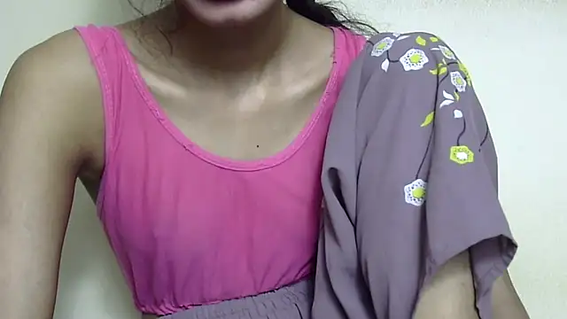 Anu_tiny's Live XXX Chat