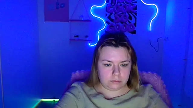 SusannaNight Adlı Modelin Canlı XXX Sohbeti