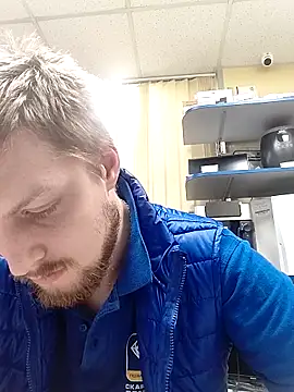 yurii_magic Show in webcam