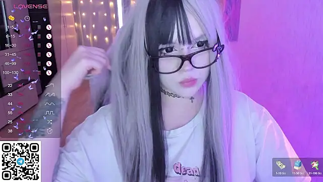 SelenaCute Chat XXX live