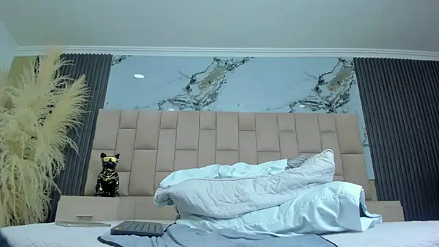 AgarEvans live XXX chat