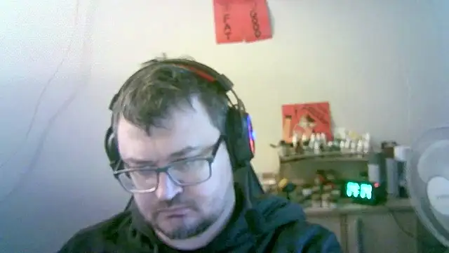 SirAbuser live XXX chat