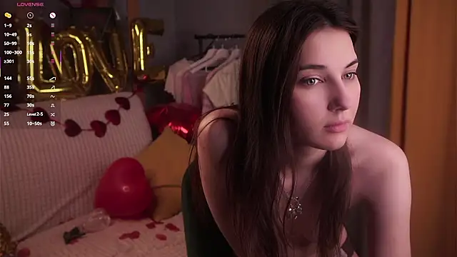 KateCahee 现场XXX聊天