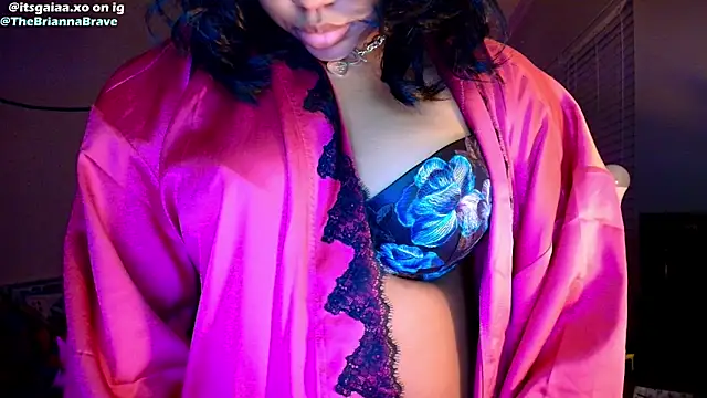 BriannaBrave's Webcam Show