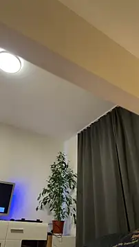 Chatroom XXX en direct de lorry6