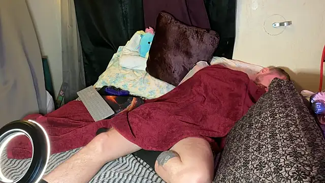 SexyDaddy303666: διαδικτυακό σόου στην κάμερα