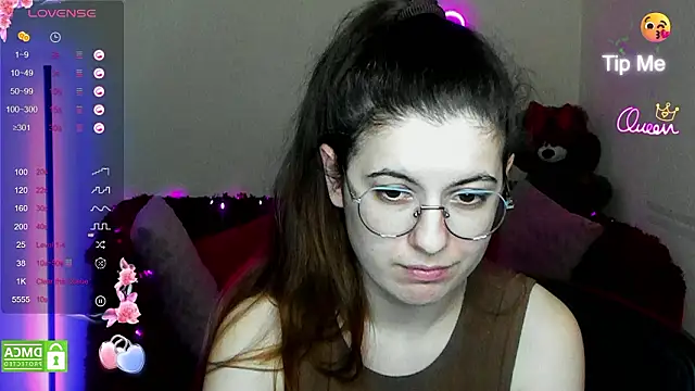 Aminabeatris Chat XXX in diretta