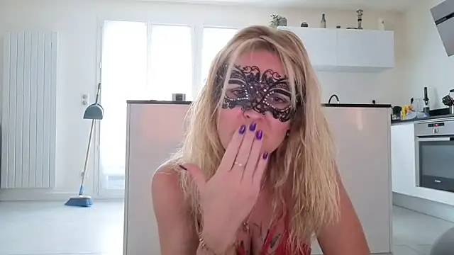 bellemasquer Chat XXX live