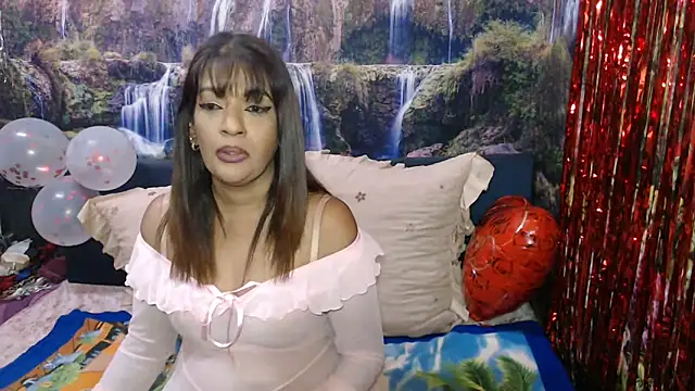 XXX chat uživo modela indianaqua