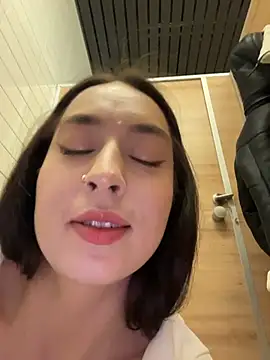 Онлайн чат XXX Holly_Play