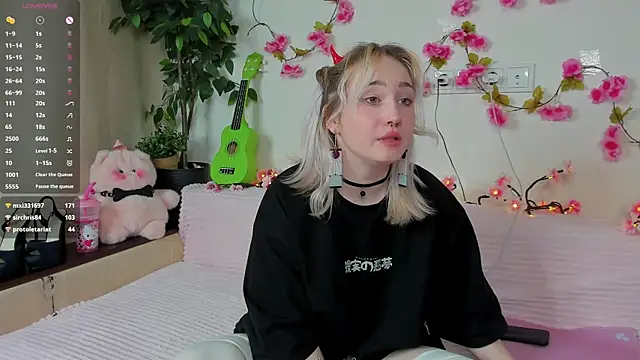 RanaKaduk 现场XXX聊天