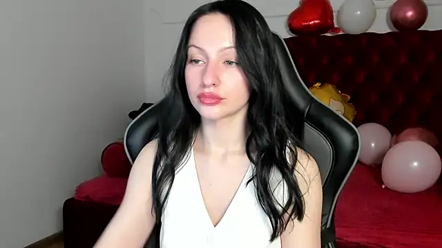 NaomiBlakesのライブXXXチャット