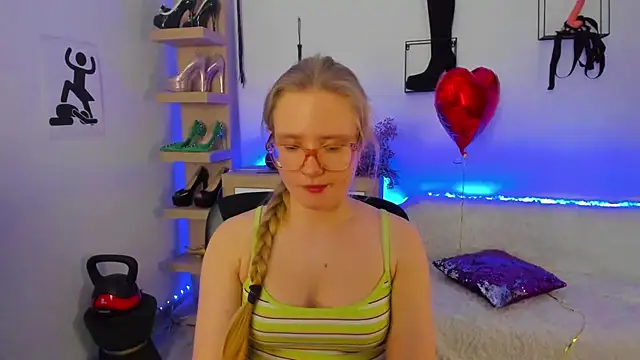 NancyHottie 现场XXX聊天