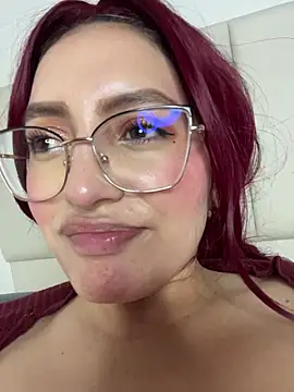 VioletPearson 网  络视讯表演