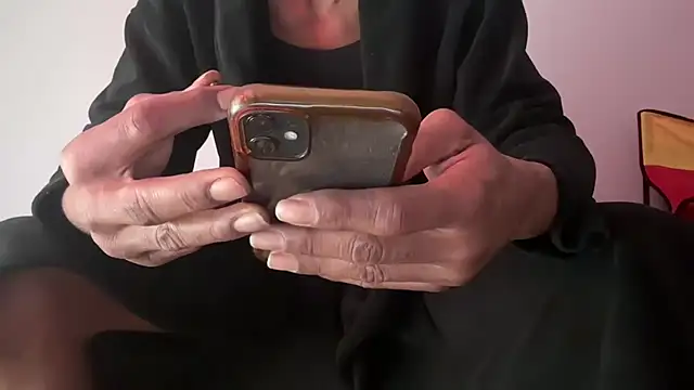 KcChiefBBC69のライブXXXチャット