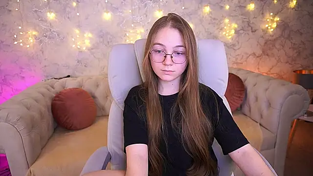 ArrinaWairr Live XXX Chat