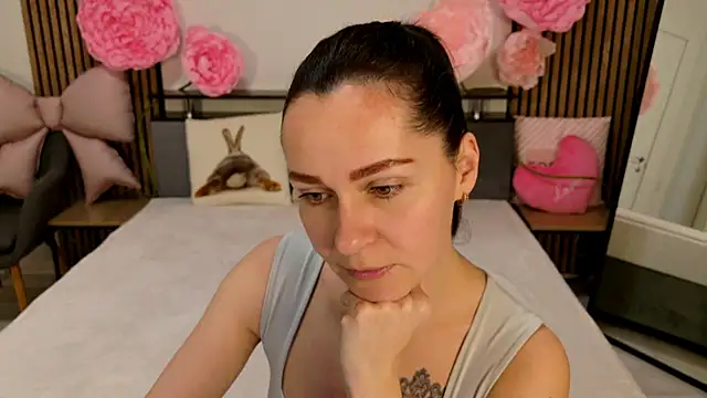 DitaNoir élő XXX-chatje