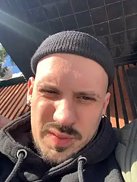 Živý XXX chat AssHunter4k