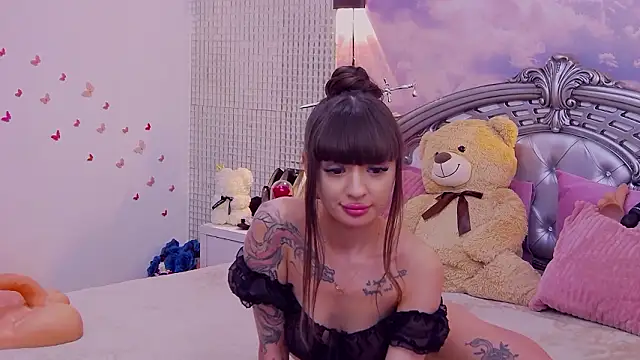 แชท XXX สดของ KayaRosse