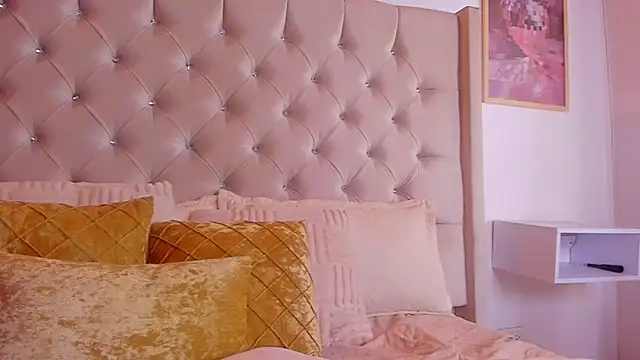 Eloisa_cleavage_ Obrolan Langsung XXX