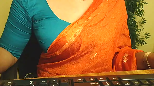 Mallu_Neelaanjanam Show Webcam