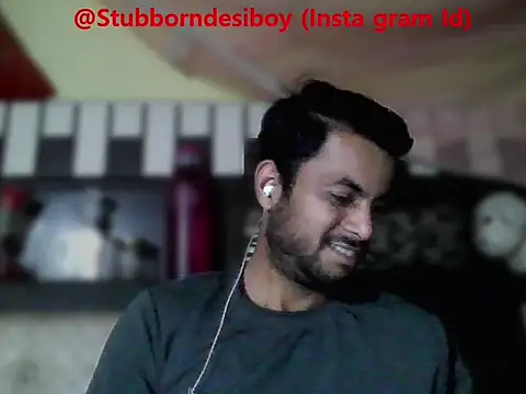 Chatroom XXX en direct de Stubborndesiboy