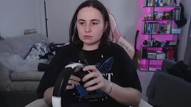 Онлайн чат XXX SexyWitch_666