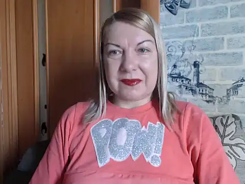 Chatroom XXX en direct de Lillia_Ray