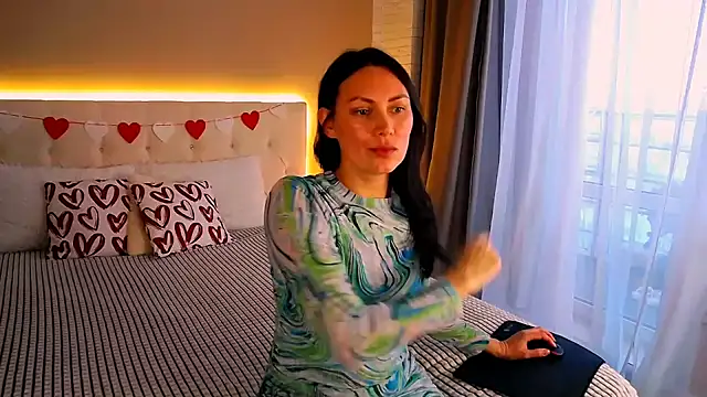 MonikaBelachi Chat XXX live